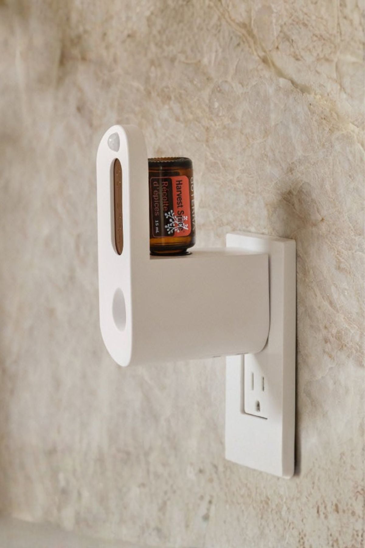 dōTERRA Myst Plug-in Diffuser with Harvest Spice