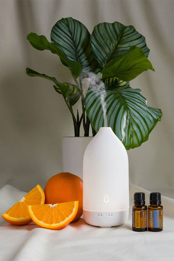 dōTERRA Laluz™ Diffuser with Peppermint & Wild Orange